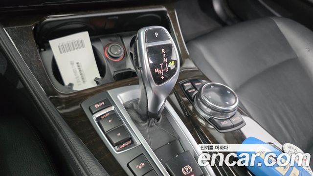 BMW 5 Series (F10) 528i xDrive 2014 — фото 9