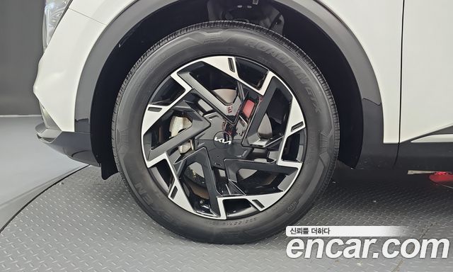 Kia Sportage (V) Gasoline 1.6 Turbo 2WD Signature 2024 — фото 5