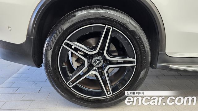 Mercedes-Benz GLC-Class (X253) GCL300 4MATIC Coupe 2020 — фото 5