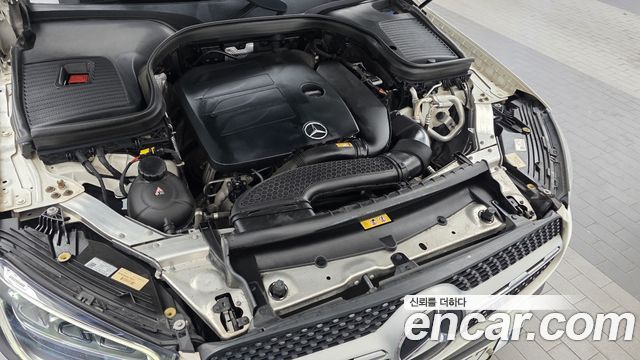 Mercedes-Benz GLC-Class (X253) GCL300 4MATIC Coupe 2020 — фото 6