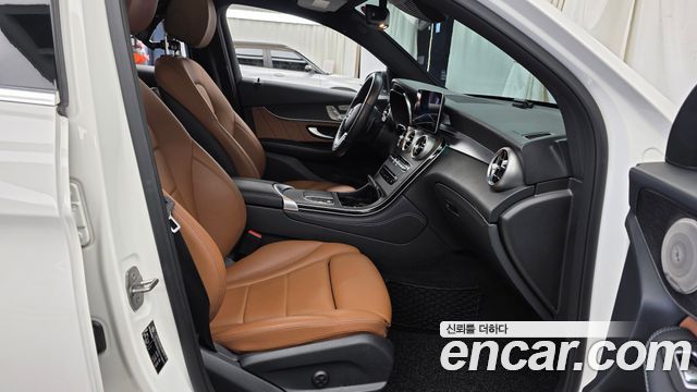Mercedes-Benz GLC-Class (X253) GCL300 4MATIC Coupe 2020 — фото 11
