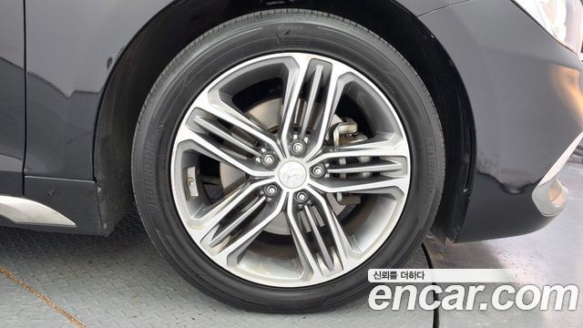Hyundai Grandeur (IG) 3.0 LPi Modern (Rental Car) 2019 — фото 5