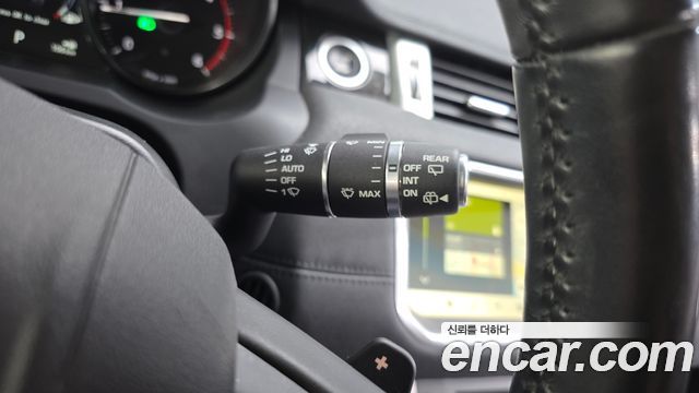 Land Rover Range Rover Evoque 2.0 TD4 HSE 2017 — фото 31