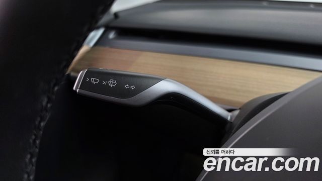 Tesla Model Y RWD 2023 — фото 28
