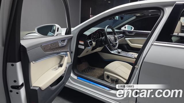 Audi A6 (C8) 45 TFSI Premium 2023 — фото 10