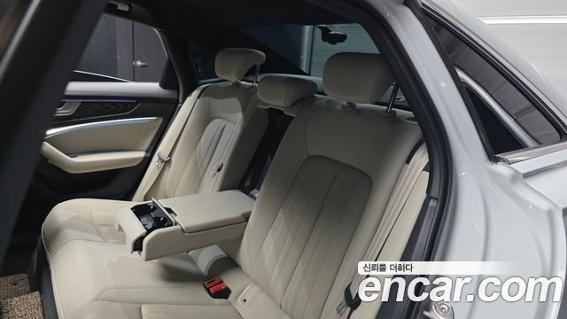 Audi A6 (C8) 45 TFSI Premium 2023 — фото 16