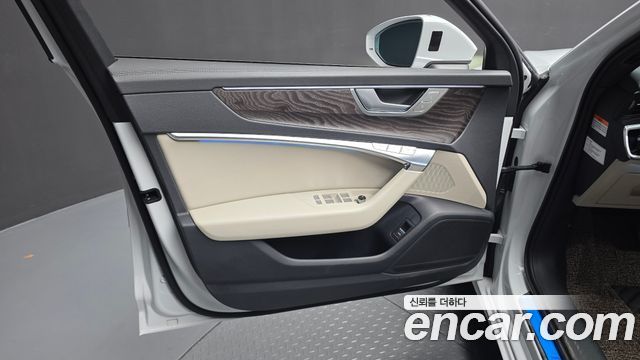 Audi A6 (C8) 45 TFSI Premium 2023 — фото 30
