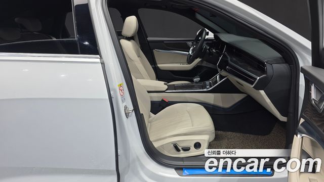Audi A6 (C8) 45 TFSI Premium 2023 — фото 32