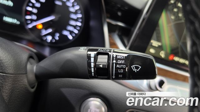 Kia K9 3.8 GDI AWD Platinum 2021 — фото 18
