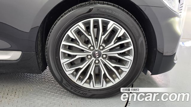 Kia K9 3.8 GDI AWD Platinum 2021 — фото 21