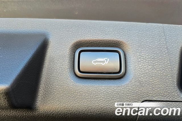 Hyundai Santa Fe Diesel 2.2 2WD Prestige 2021 — фото 12