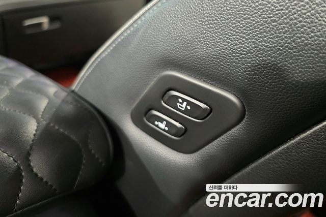 Hyundai Santa Fe Diesel 2.2 2WD Prestige 2021 — фото 16