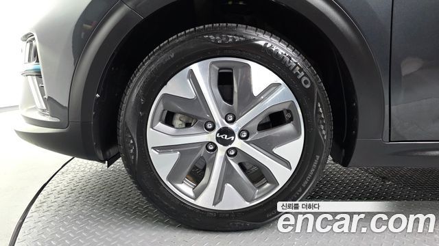 Kia Niro EV Noblesse 2022 — фото 5