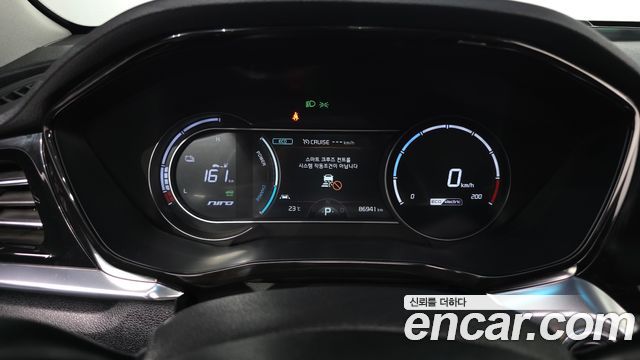 Kia Niro EV Noblesse 2022 — фото 8