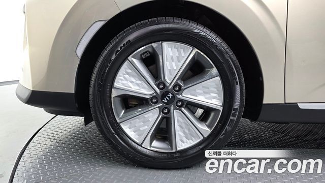 Kia Soul Booster EV Noblesse 2019 — фото 5