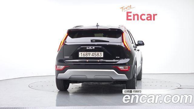 Kia Niro Prestige 2024 — фото 4