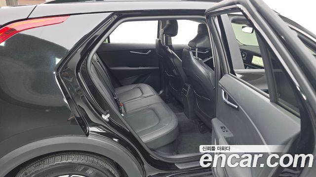 Kia Niro Prestige 2024 — фото 11