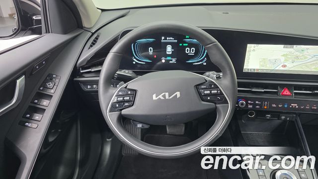 Kia Niro Prestige 2024 — фото 13