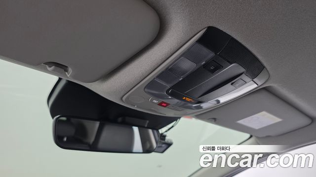 Kia Niro Prestige 2024 — фото 17