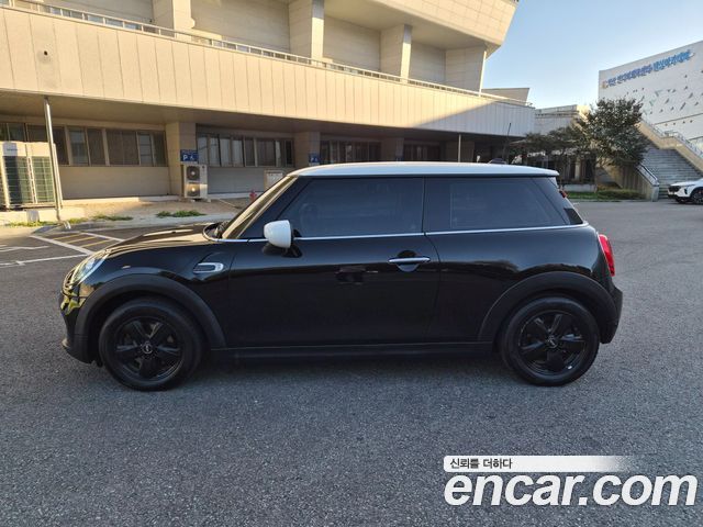 MINI Cooper Standard Third Generation 2020 — фото 3