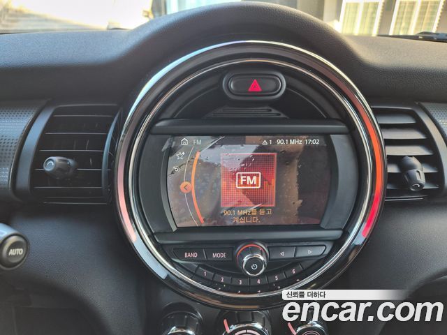 MINI Cooper Standard Third Generation 2020 — фото 19