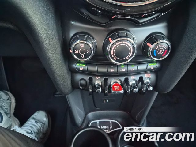 MINI Cooper Standard Third Generation 2020 — фото 22