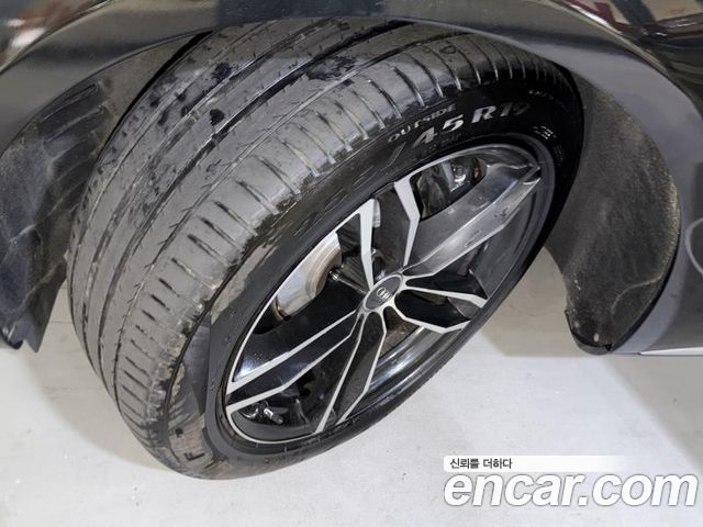 Audi A8 6.3 FSI Quattro LWB D4 2011 — фото 24