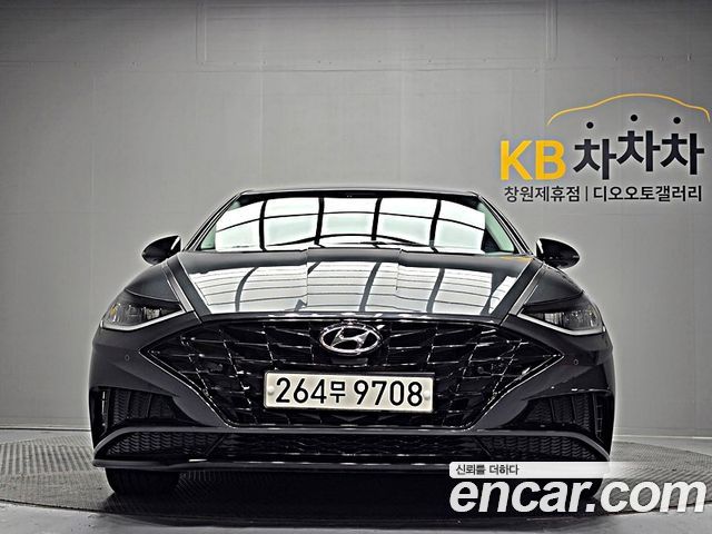 Hyundai Sonata (DN8) 2.0 Premium Plus 2022 — фото 2