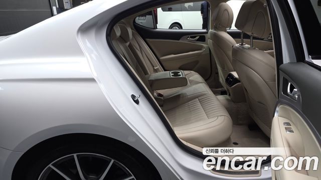 Genesis G70 Gasoline 2.0T 4WD 2021 — фото 11