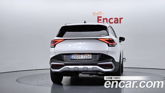 Kia Sportage (V) Diesel 2.0 2WD Prestige 2022 — фото 4
