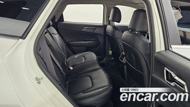 Kia Sportage (V) Diesel 2.0 2WD Prestige 2022 — фото 26