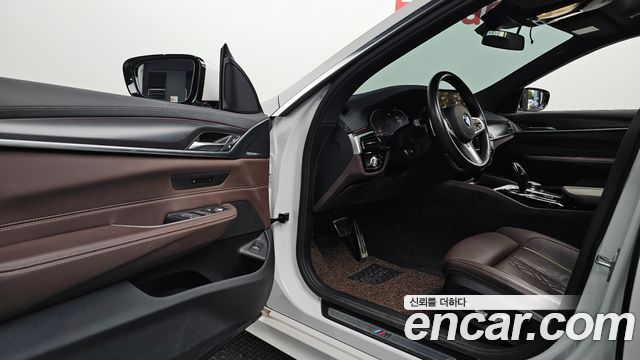 BMW 6 Series GT (G32) 620d xDrive M Sport 2023 — фото 10