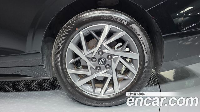 Hyundai Grandeur (GN7) 3.5 Gasoline 2WD Premium 2025 — фото 21