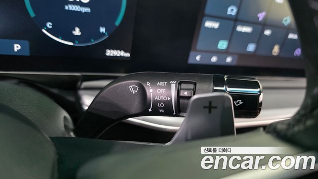 Hyundai Grandeur (GN7) 3.5 Gasoline 2WD Premium 2025 — фото 29