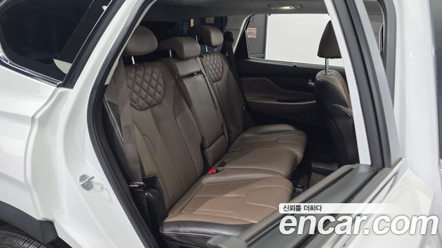 Hyundai Santa Fe Gasoline 2.5T 2WD Prestige 2023 — фото 12