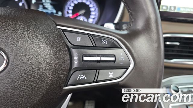 Hyundai Santa Fe Gasoline 2.5T 2WD Prestige 2023 — фото 17