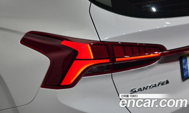 Hyundai Santa Fe Gasoline 2.5T 2WD Prestige 2023 — фото 23