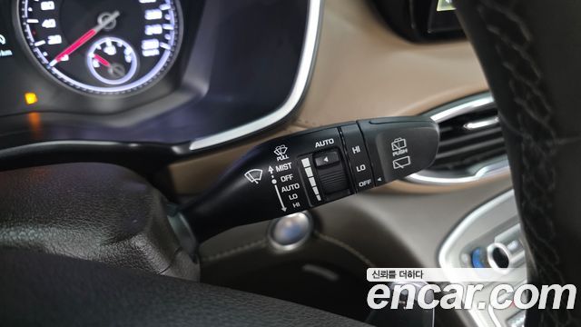 Hyundai Santa Fe Gasoline 2.5T 2WD Prestige 2023 — фото 38