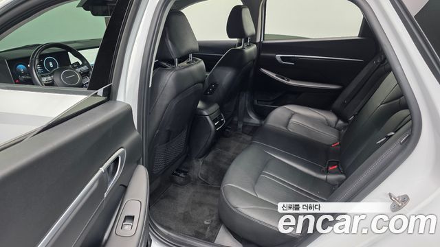 Hyundai Sonata The Edge (DN8) 2.0 Exclusive 2024 — фото 12