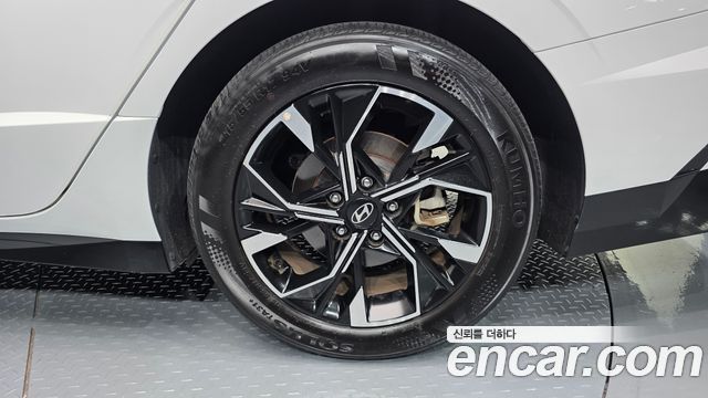 Hyundai Sonata The Edge (DN8) 2.0 Exclusive 2024 — фото 21