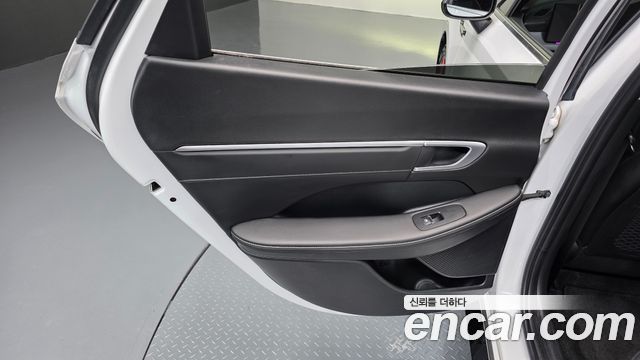 Hyundai Sonata The Edge (DN8) 2.0 Exclusive 2024 — фото 25