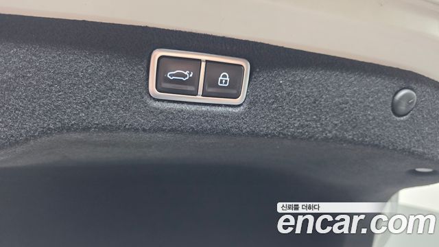 Hyundai Sonata The Edge (DN8) 2.0 Exclusive 2024 — фото 32