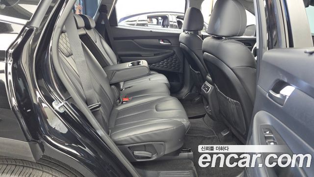 Hyundai Santa Fe Gasoline 2.5T 2WD Prestige 2021 — фото 16