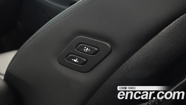 Hyundai Santa Fe Gasoline 2.5T 2WD Prestige 2021 — фото 22