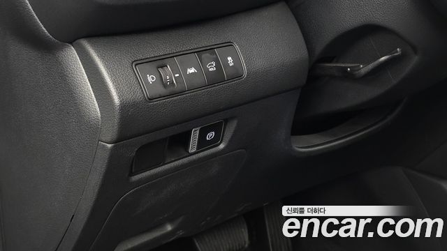 Hyundai Santa Fe Gasoline 2.5T 2WD Prestige 2021 — фото 33