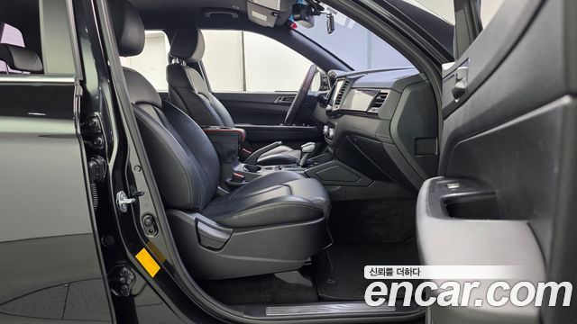 KG Mobility (SsangYong) Rexton Sports Khan Diesel 2.2 2WD Prestige Special (5-Link) 2020 — фото 11