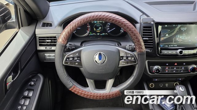 KG Mobility (SsangYong) Rexton Sports Khan Diesel 2.2 2WD Prestige Special (5-Link) 2020 — фото 13
