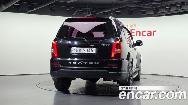 KG Mobility (SsangYong) Rexton W 2.0 4WD RX7 Luxury 2013 — фото 4