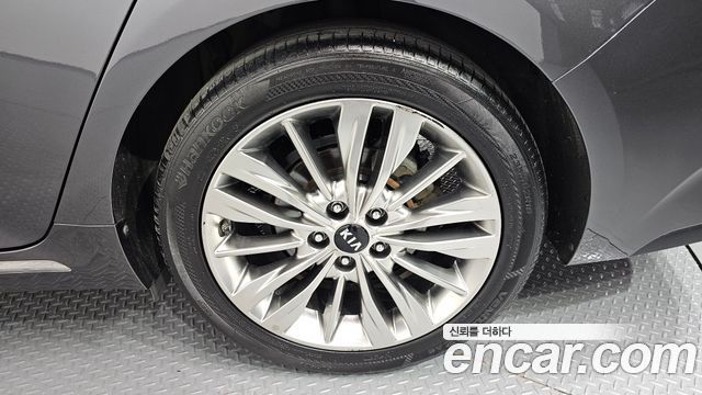 Kia K5 (II) 2.0 Intelligent 2019 — фото 21