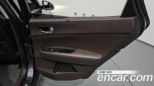 Kia K5 (II) 2.0 Intelligent 2019 — фото 25